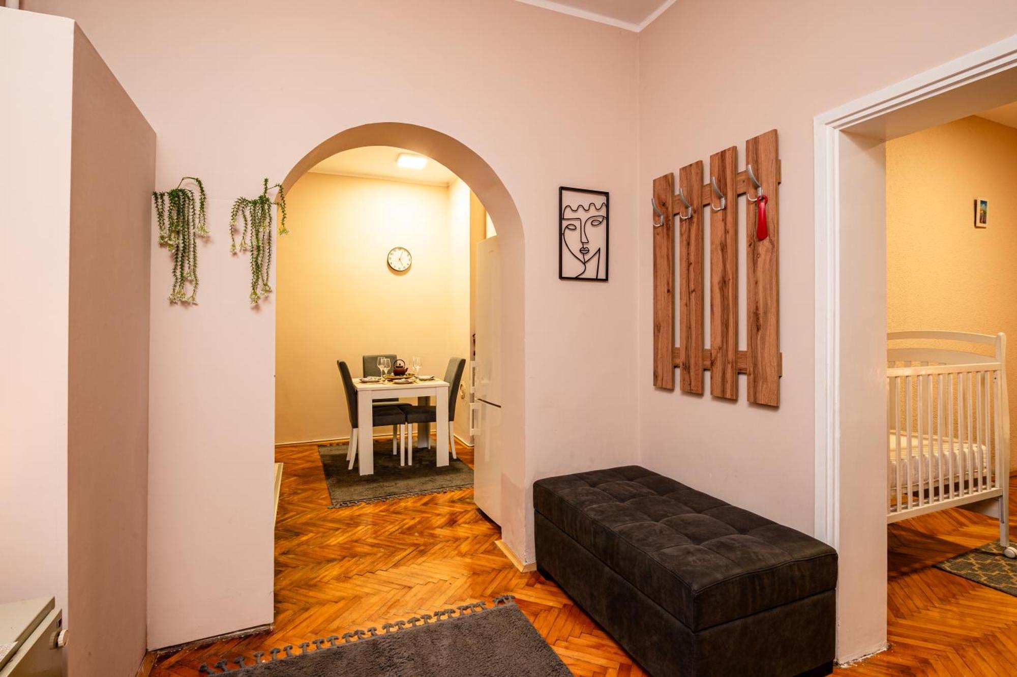 Cozy Apartment In City Center Белград Екстериор снимка